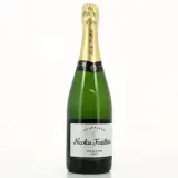 Bouteille de champagne Nicolas Feuillatte, Sélection Brut. Un avis sur ce champagne ? Il est prêt à être dégusté.