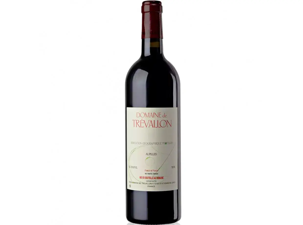 Bouteille de vin rouge du Domaine de Trévallon, IGP Alpilles.